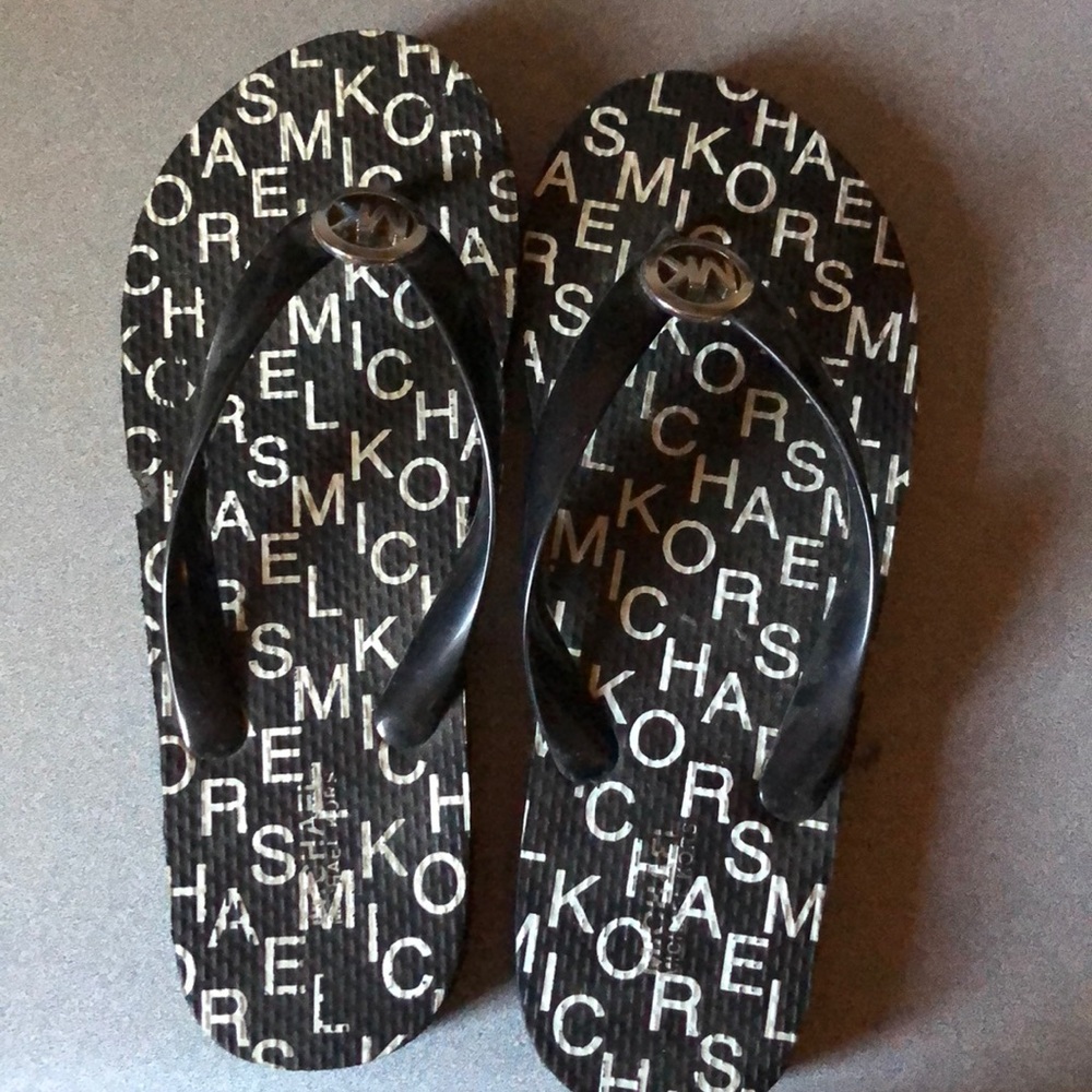 Michael Kors Flip flops
